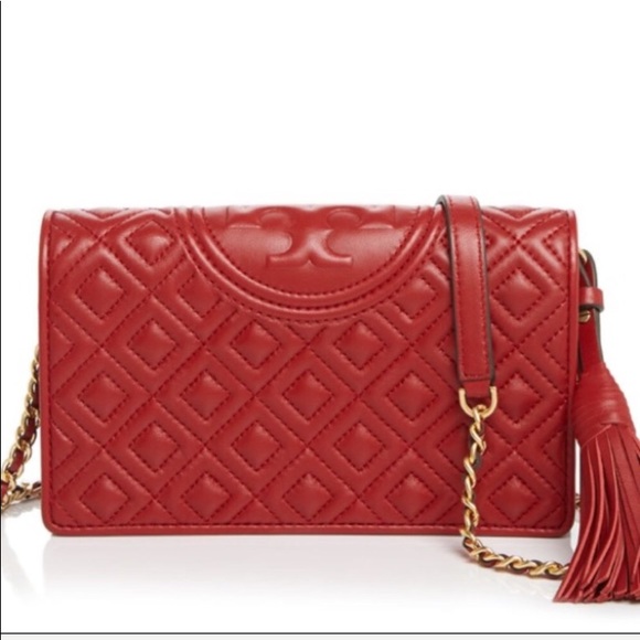 Tory Burch Handbags - 🌟PRICE DROP🌟Tory✨Burch ✨quilted✨bag/ gold chain